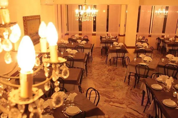 Hotel Delizia Rimini 2*,  Italien